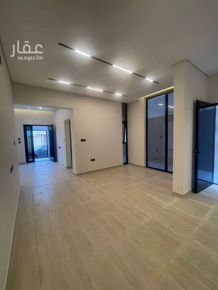 فيلا للبيع في شارع عبدالقادر الجزار, حي ظهرة البديعة, مدينة الرياض, منطقة الرياض صورة 4