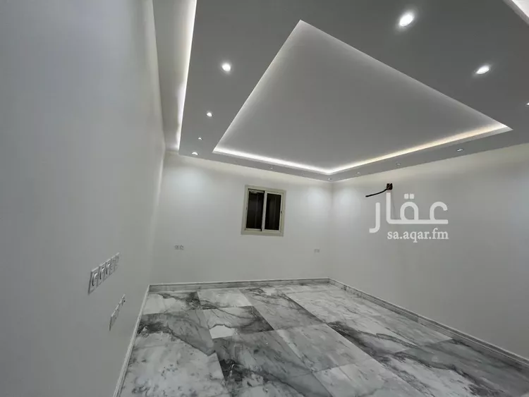 فيلا للبيع في شارع فرات بن حيان, حي سلطانة, مدينة الرياض, منطقة الرياض صورة 3