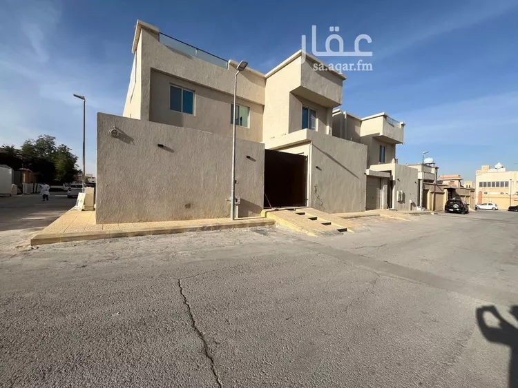 فيلا للبيع في شارع فرات بن حيان, حي سلطانة, مدينة الرياض, منطقة الرياض