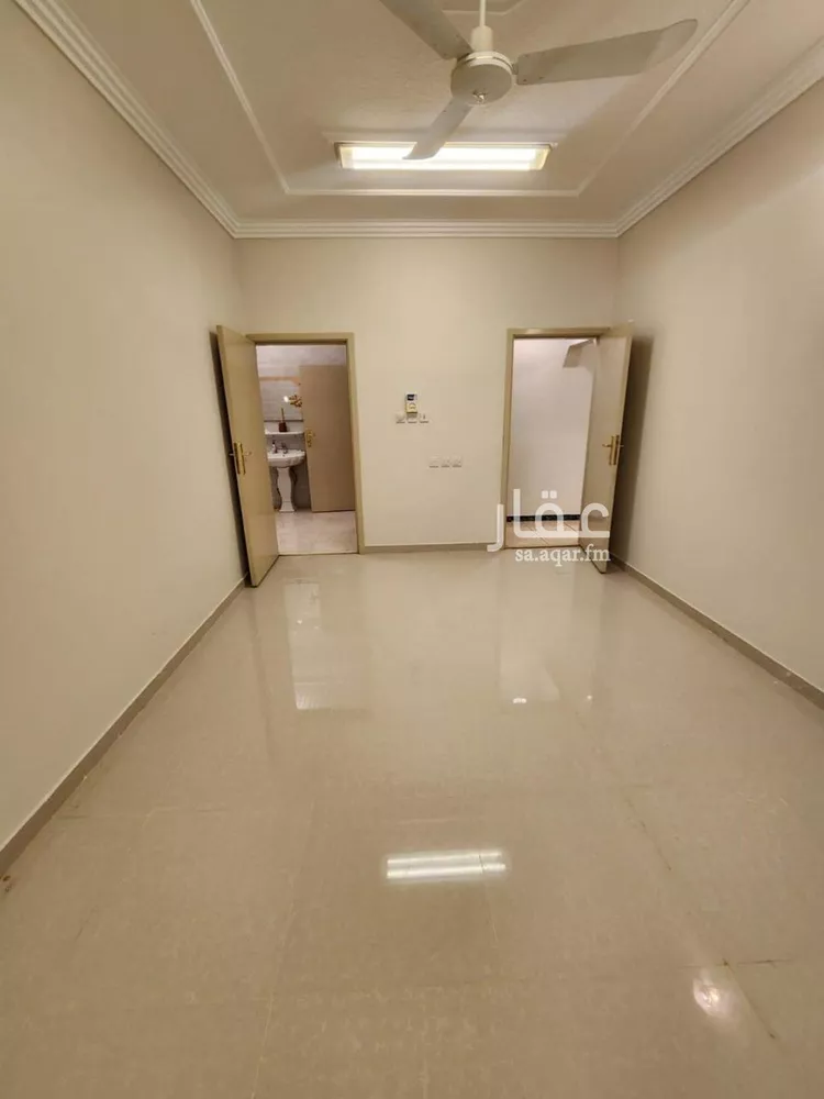 فيلا للبيع في شارع الصفرات, حي السويدي, مدينة الرياض, منطقة الرياض صورة 3