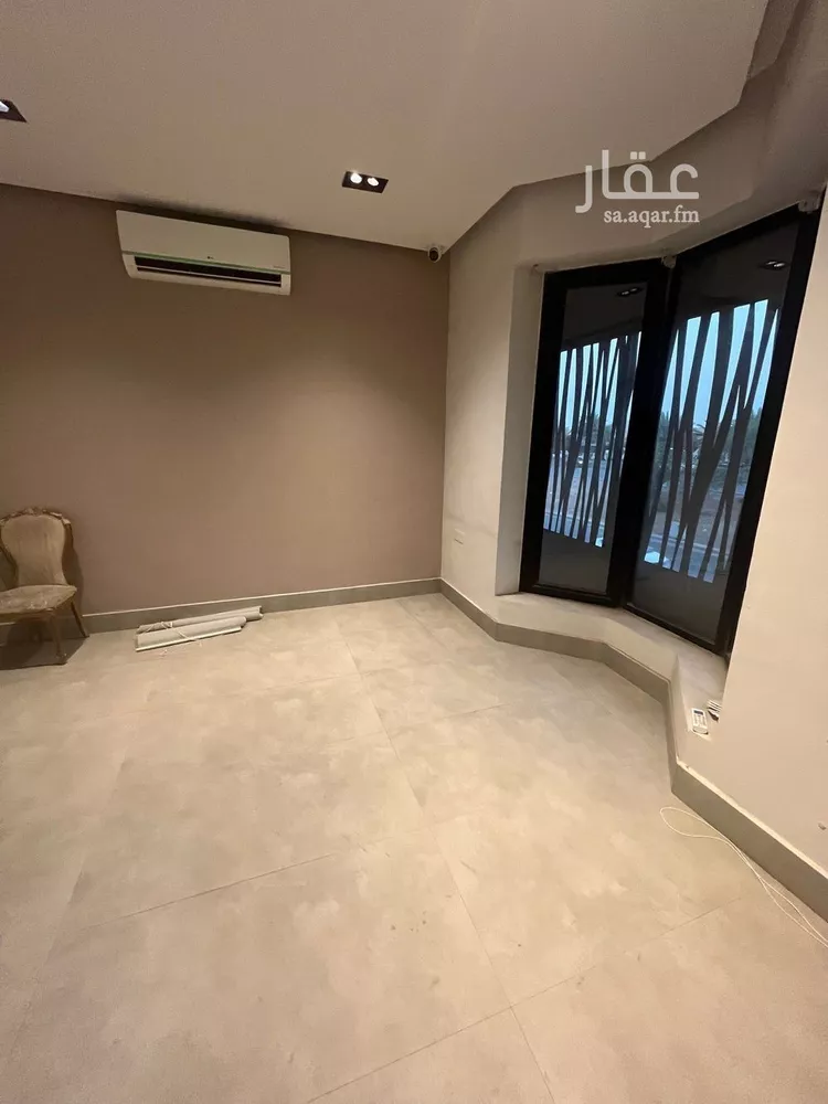 Commercial Office for Rent in Riyadh Shubra