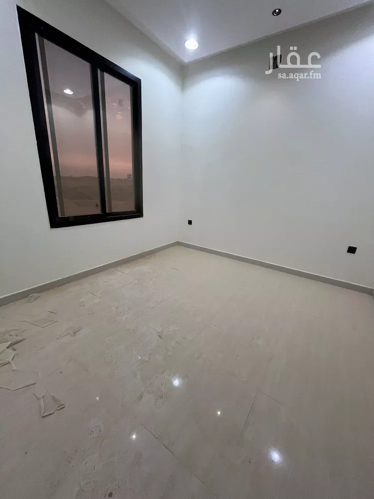 Floor for Sale in Riyadh Badr 6