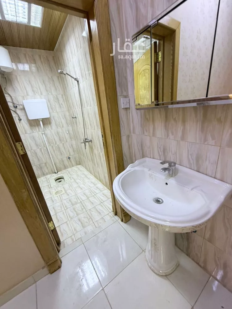 شقة للبيع في شارع البويبية, حي السويدي الغربي, مدينة الرياض, منطقة الرياض صورة 2