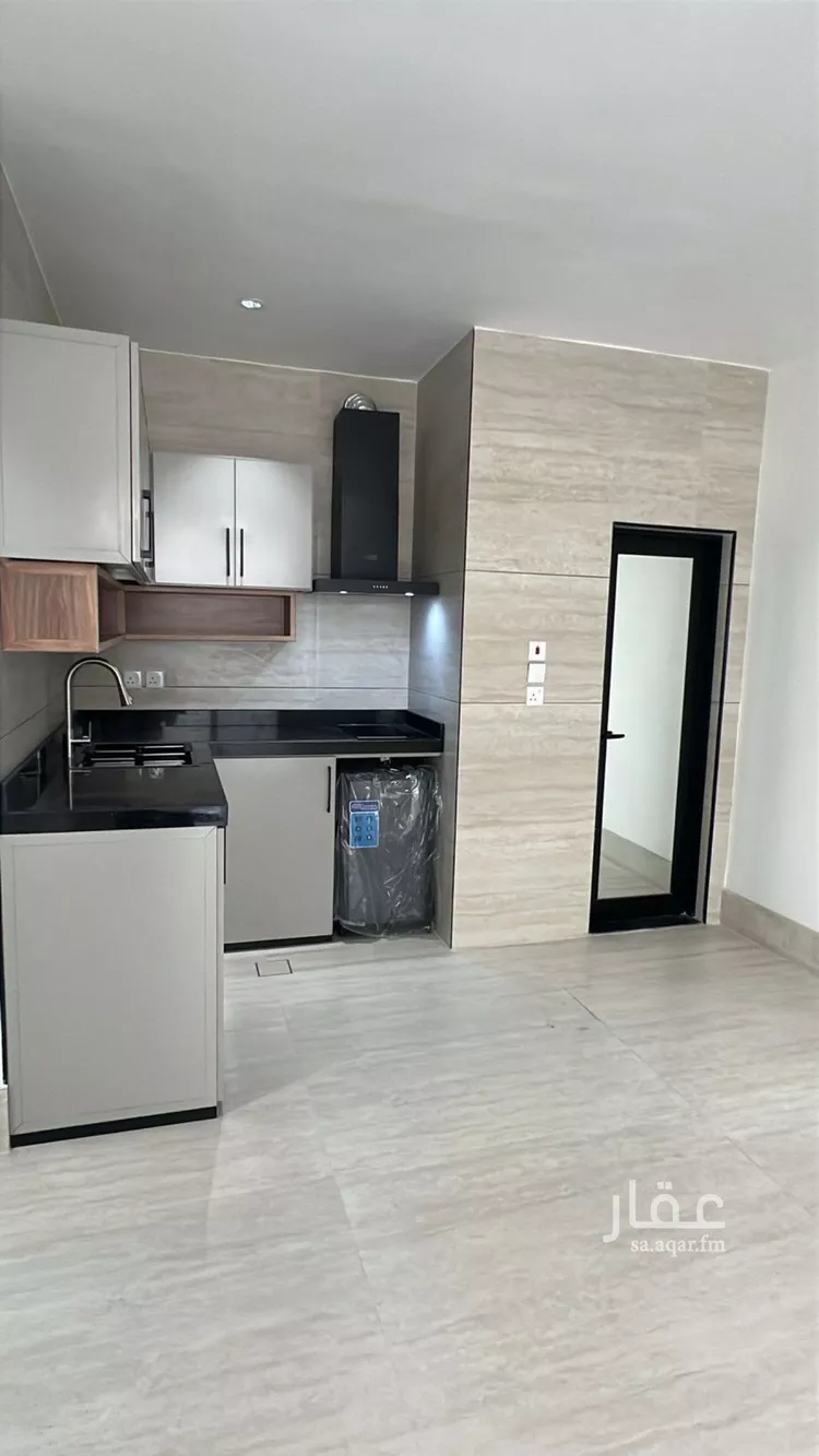 شقة للإيجار في شارع الامير مقرن بن عبدالعزيز, حي النزهة, مدينة الرياض, منطقة الرياض