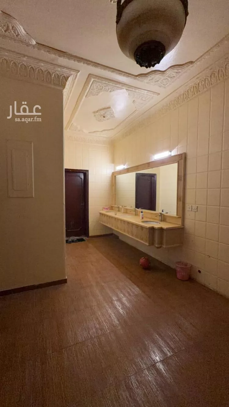 فيلا للبيع في شارع نفيسه, حي الزهرة, مدينة الرياض, منطقة الرياض صورة 5