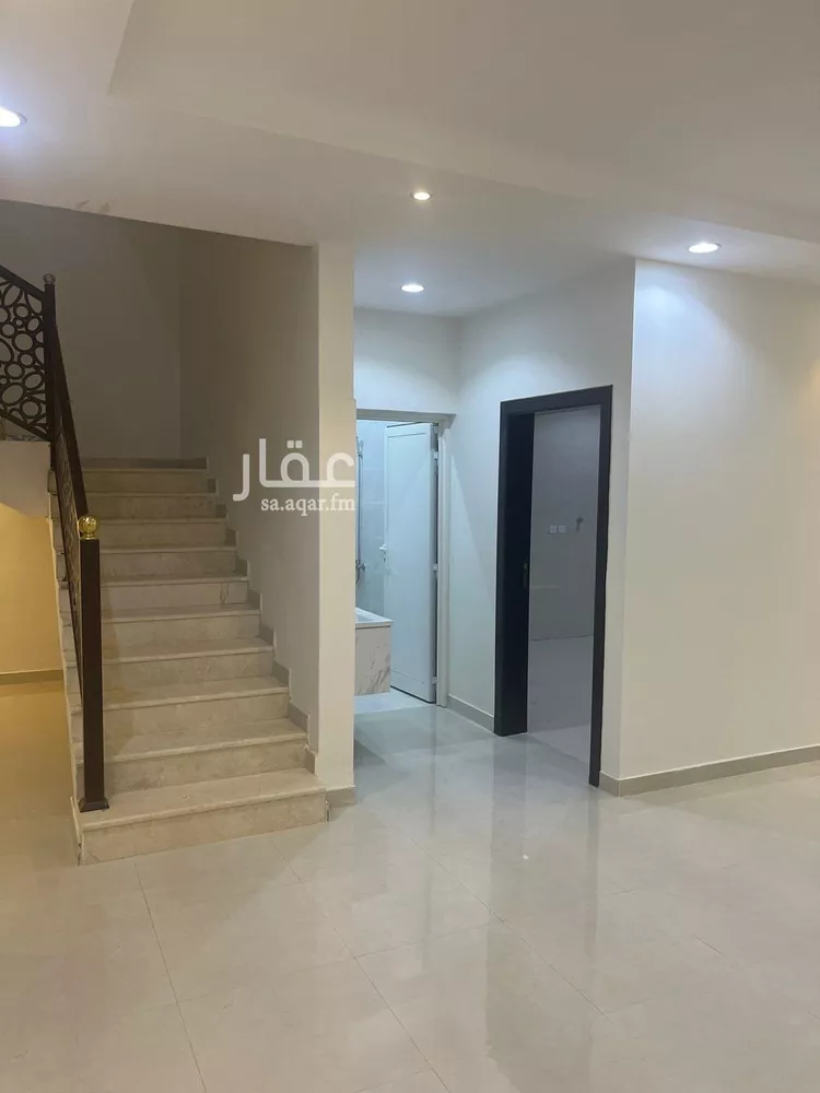 فيلا للبيع في شارع الفطيمة, حي الزهرة, مدينة الرياض, منطقة الرياض 6