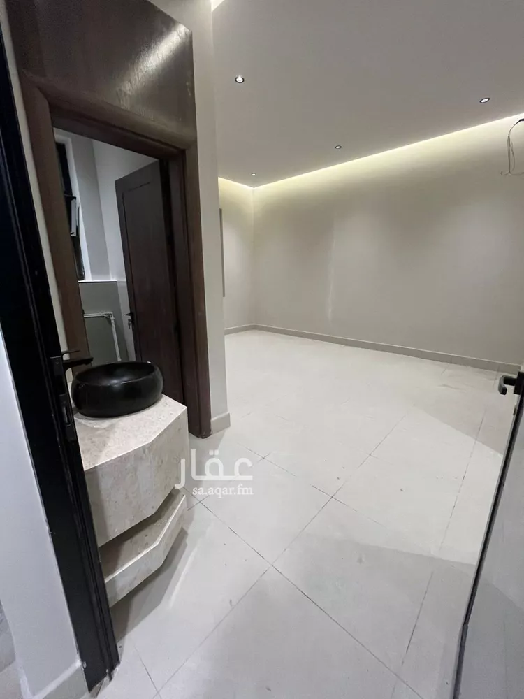 دور للبيع في شارع قرطاجة, حي شبرا, مدينة الرياض, منطقة الرياض صورة 2