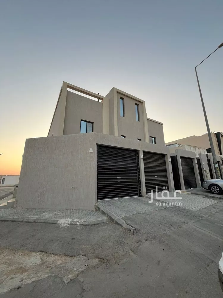 دور للبيع في شارع محمد الصناع, حي بدر, مدينة الرياض, منطقة الرياض صورة 2