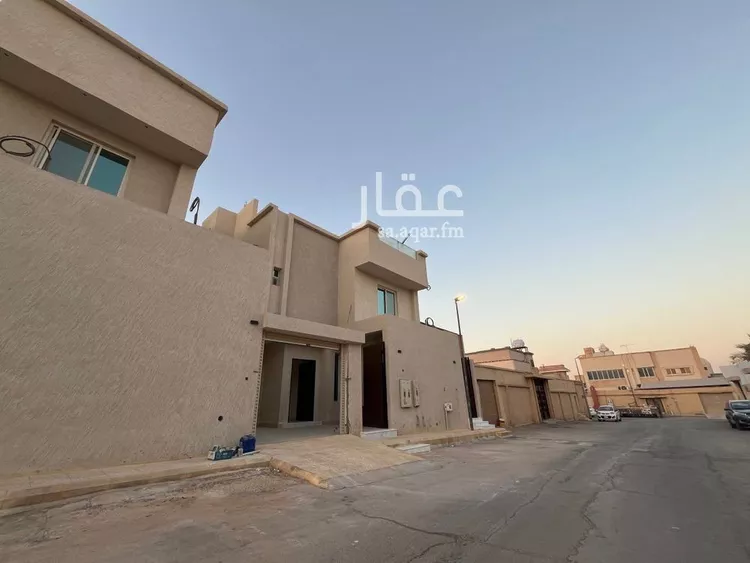 فيلا للبيع في شارع فرات بن حيان, حي سلطانة, مدينة الرياض, منطقة الرياض صورة 2
