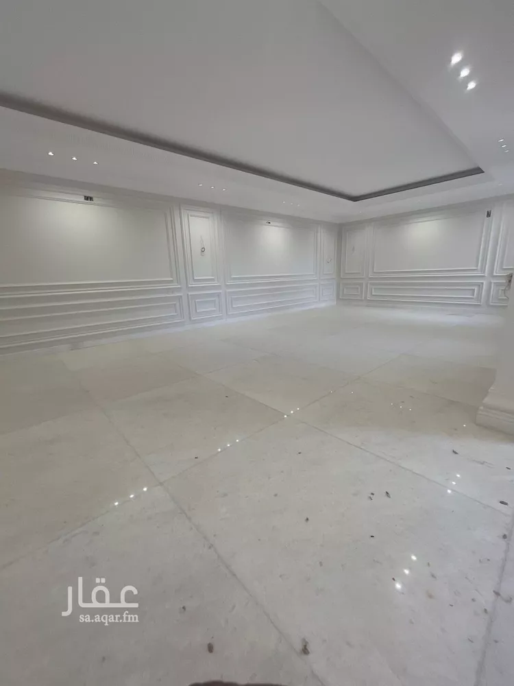 فيلا للبيع في شارع فرات بن حيان, حي سلطانة, مدينة الرياض, منطقة الرياض صورة 5
