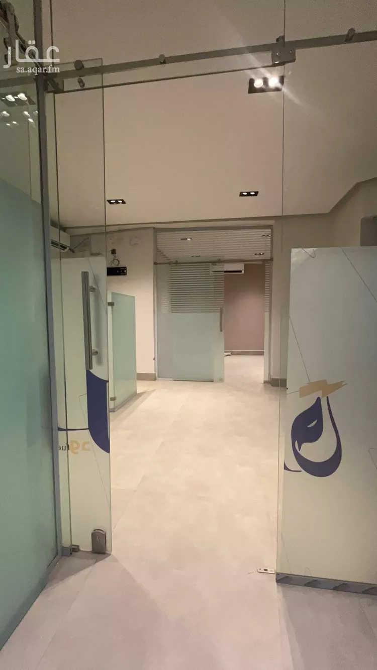 مكتب تجاري للإيجار في شارع الدائري الجنوبي الفرعي, حي شبرا, مدينة الرياض, منطقة الرياض صورة 3