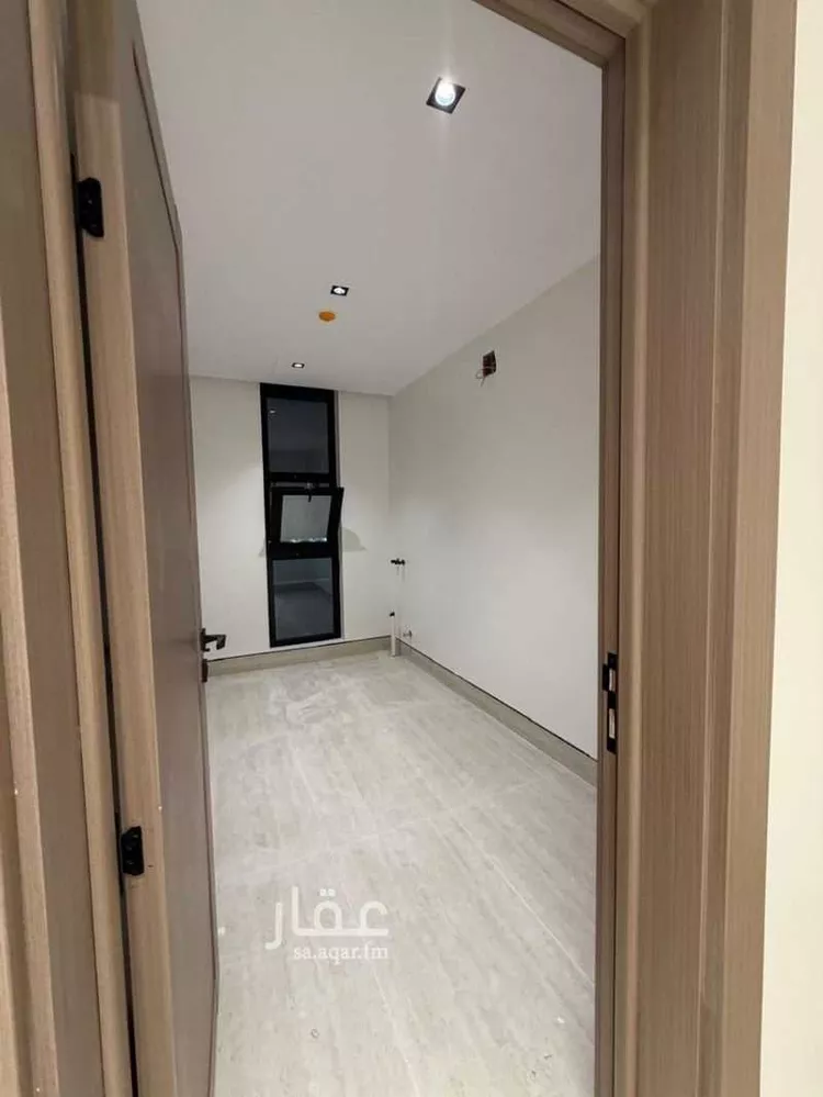 شقة للبيع في شارع الشيخ عبدالرحمن بن عبداللطيف, حي المنار, مدينة الرياض, منطقة الرياض صورة 3