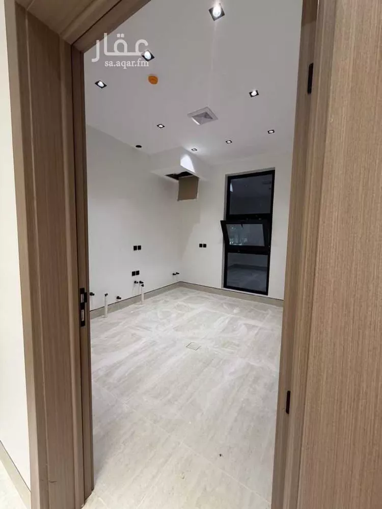 عمارة للبيع في شارع الشيخ عبدالرحمن بن عبداللطيف, حي المنار, مدينة الرياض, منطقة الرياض صورة 2