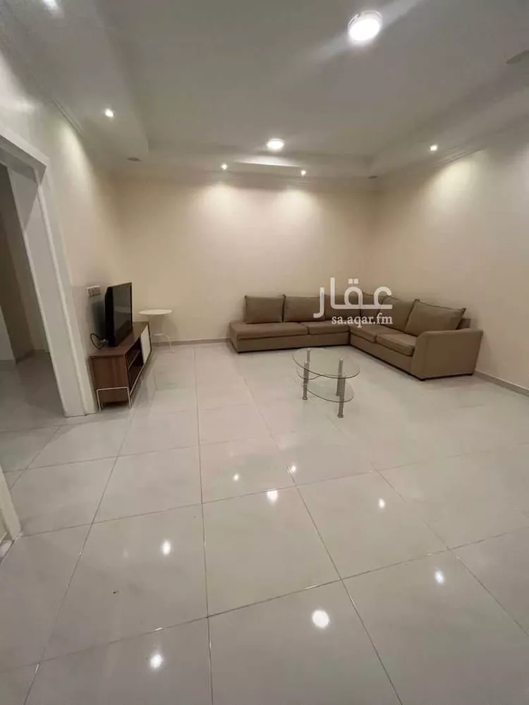 شقة للإيجار في شارع حسن سعيد المخرج ، حي الزهور ، ابها ، منطقة عسير صورة 2