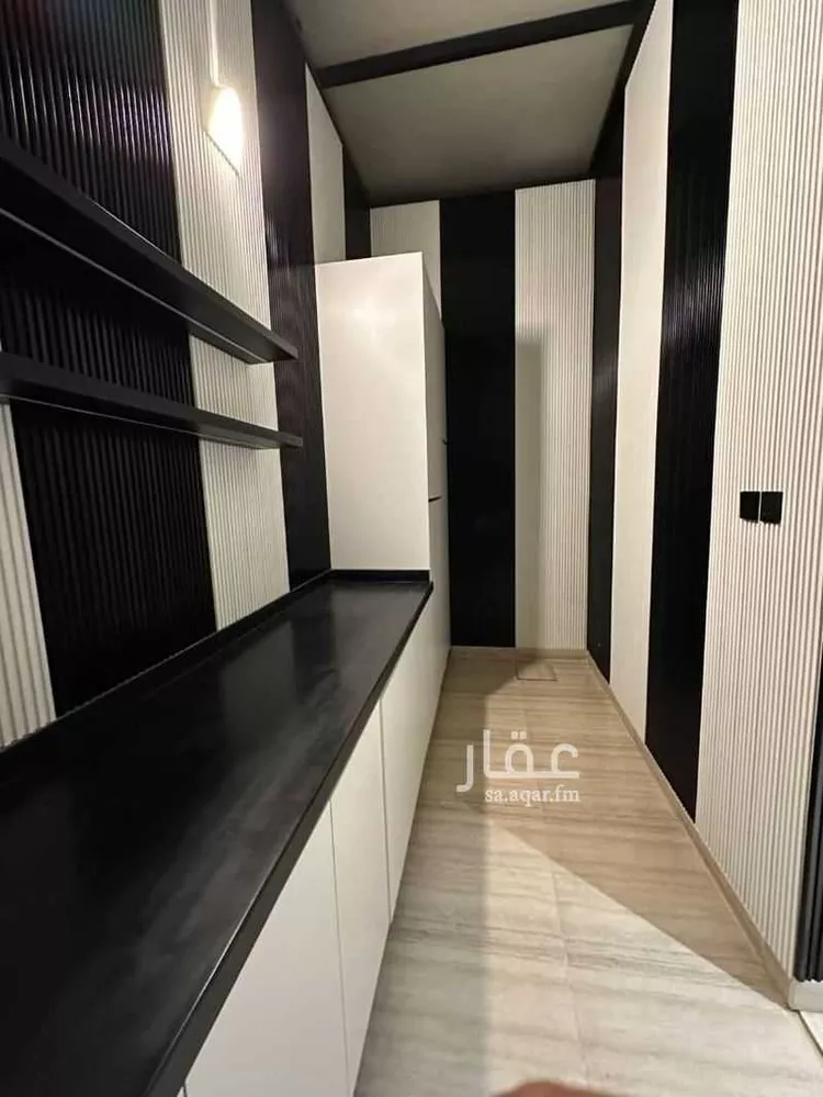 فيلا للبيع في شارع محمد بن عبدالجليل, حي الصفاء, مدينة الرياض, منطقة الرياض صورة 5