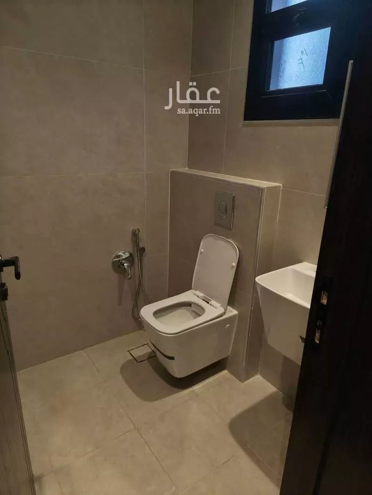 فيلا للبيع في شارع محمد بن هيثم , حي الصفاء, مدينة الرياض, منطقة الرياض 9
