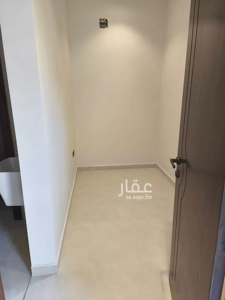 فيلا للبيع في شارع محمد بن هيثم , حي الصفاء, مدينة الرياض, منطقة الرياض 30