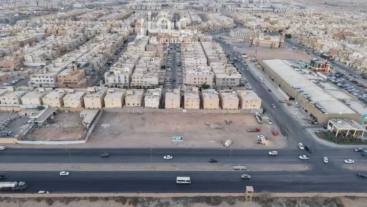 أرض للبيع في شارع الشرق, حي الجنادرية, مدينة الرياض, منطقة الرياض صورة 4