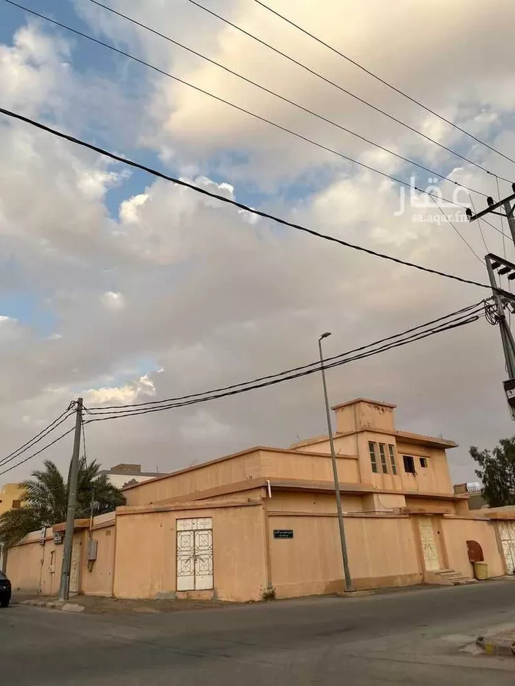 فيلا للبيع في شارع خالد بن الوليد, حي الملك فهد, مدينة المجمعة, منطقة الرياض صورة 2