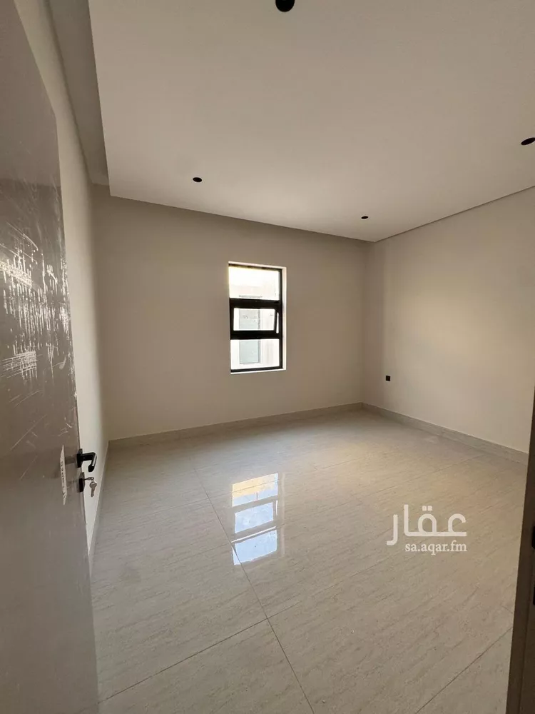 فيلا للبيع في شارع الطرفة, حي الرمال, مدينة الرياض, منطقة الرياض صورة 5