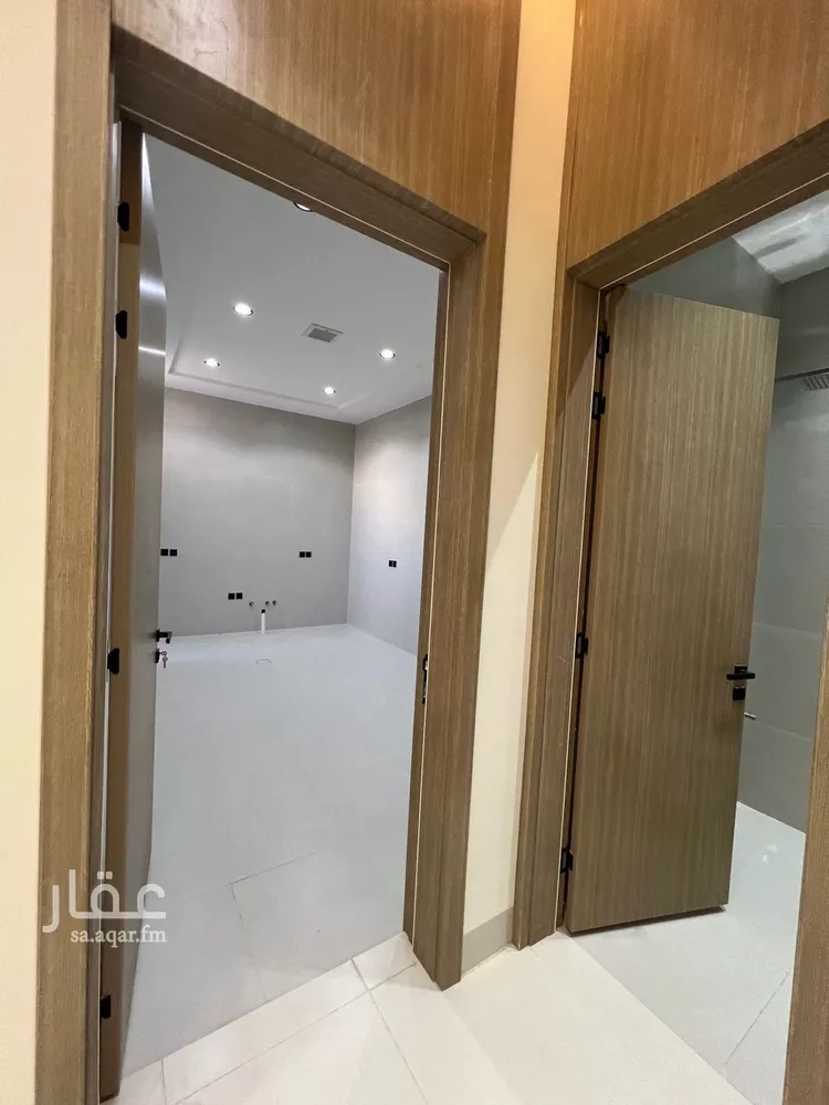 فيلا للبيع في شارع عياض بن أبي سهمة, حي الأندلس, مدينة الرياض, منطقة الرياض 1 صورة