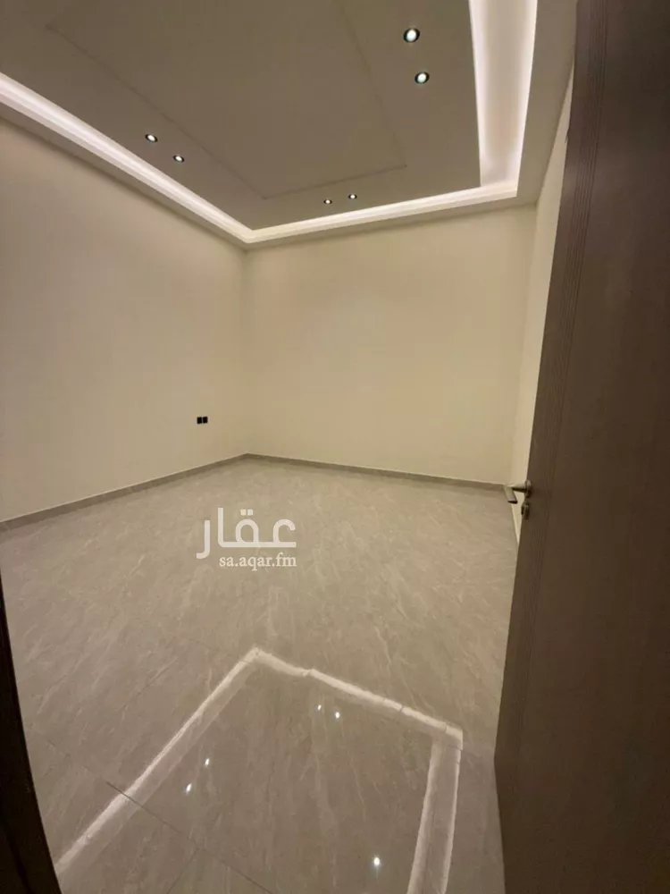 Floor for Sale in Riyadh Badr 6