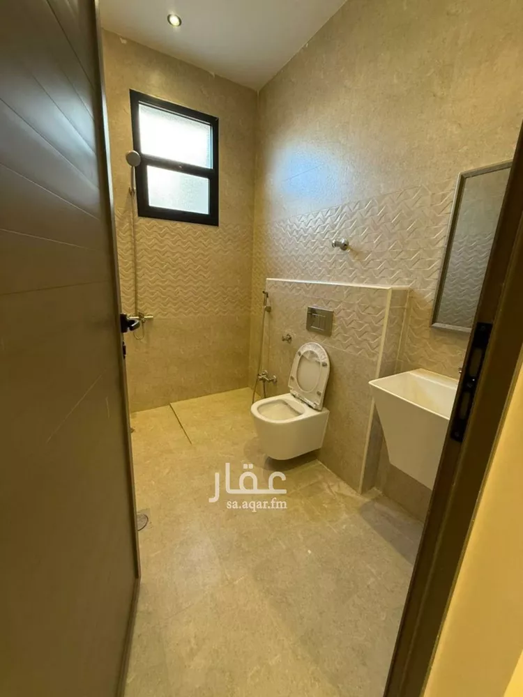 Floor for Sale in Riyadh Badr 7