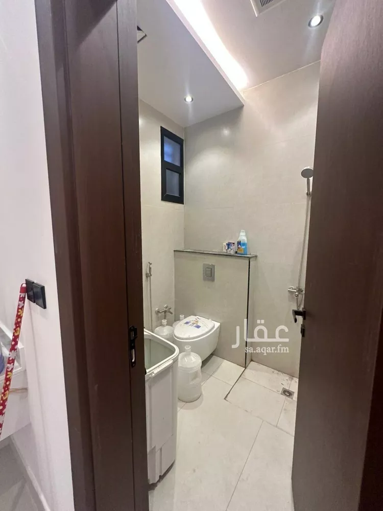 شقة للبيع في شارع الإشراف, حي بدر, مدينة الرياض, منطقة الرياض 8