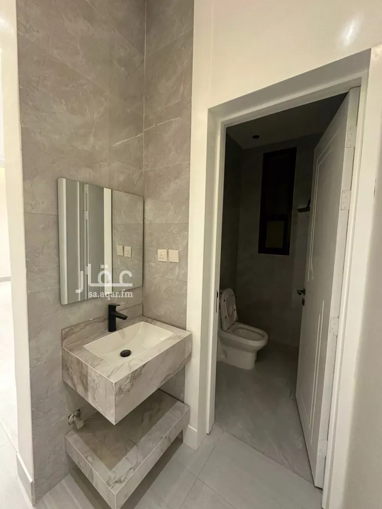 دور للبيع في شارع الجنادريه, حي الجنادرية, مدينة الرياض, منطقة الرياض صورة 4