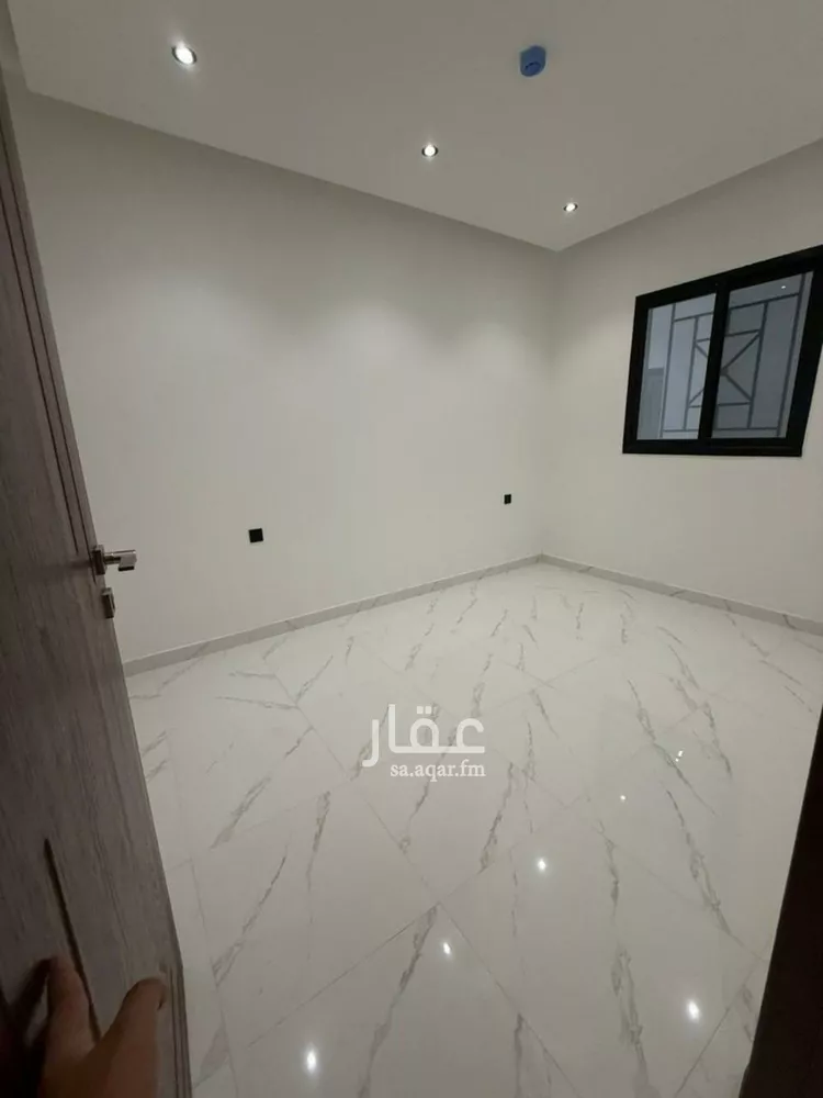 شقة للبيع في شارع القلاع, حي بدر, مدينة الرياض, منطقة الرياض صورة 2