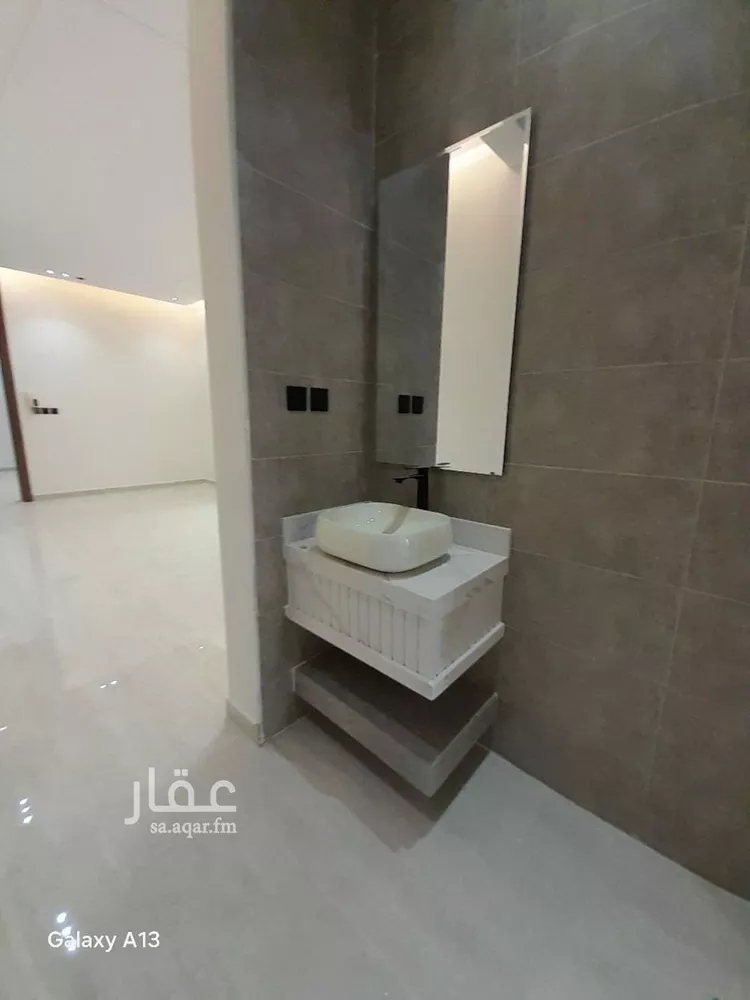 Floor for Sale in Riyadh Tuwaiq صورة 5