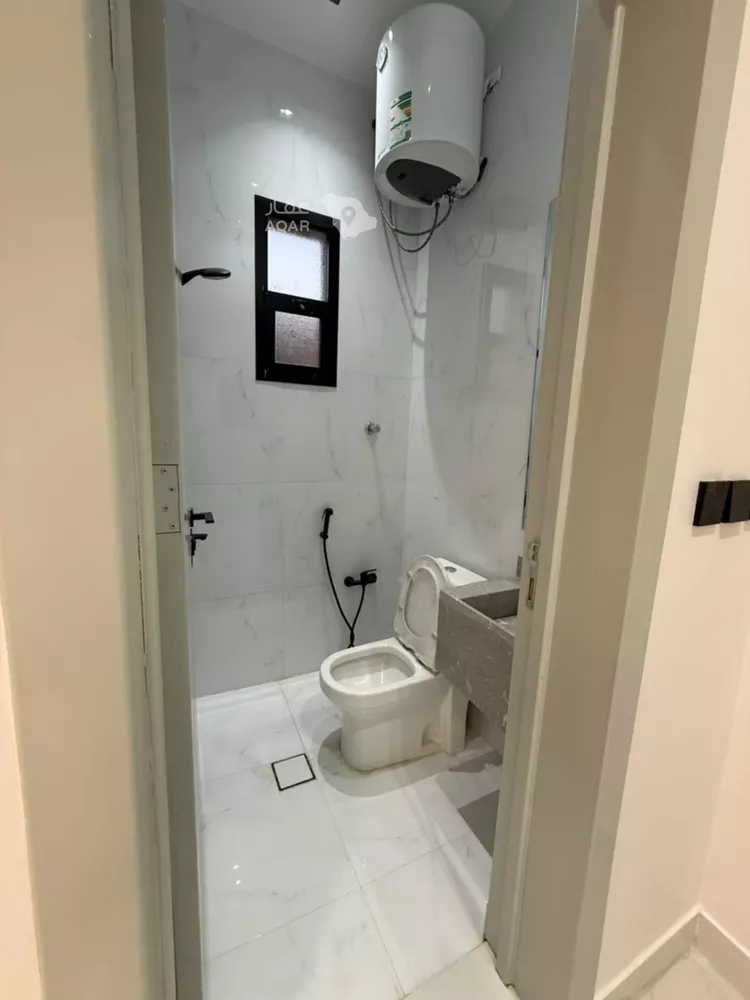 Floor for Sale in Riyadh Taiba 7