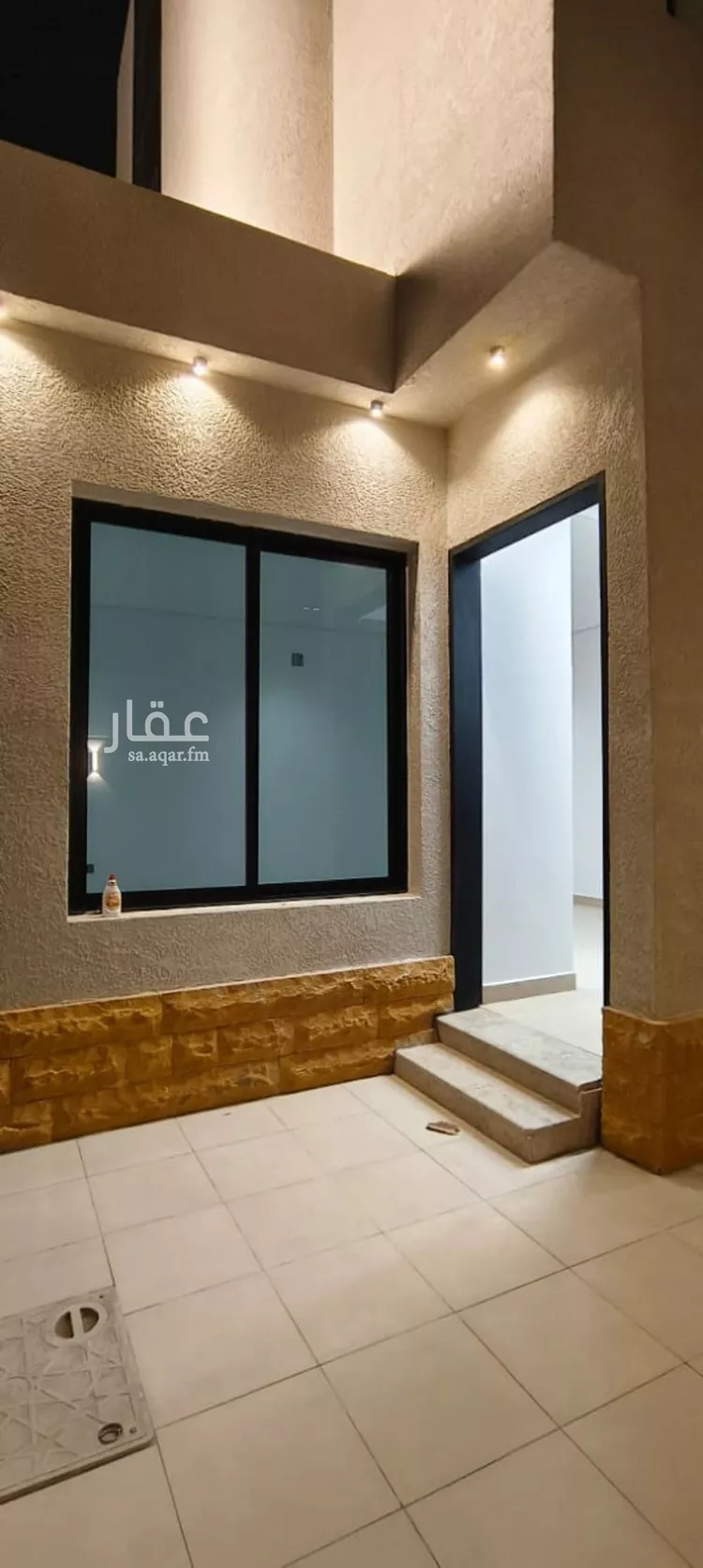 دور للبيع في شارع الاشتر النخعي, حي النظيم, مدينة الرياض, منطقة الرياض 15