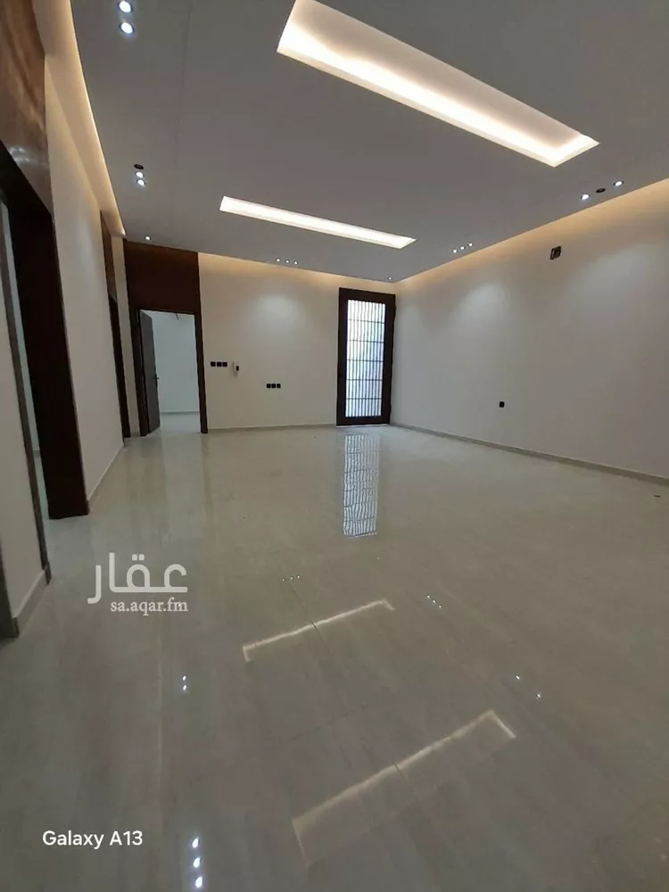Floor for Sale in Riyadh Al Hazm