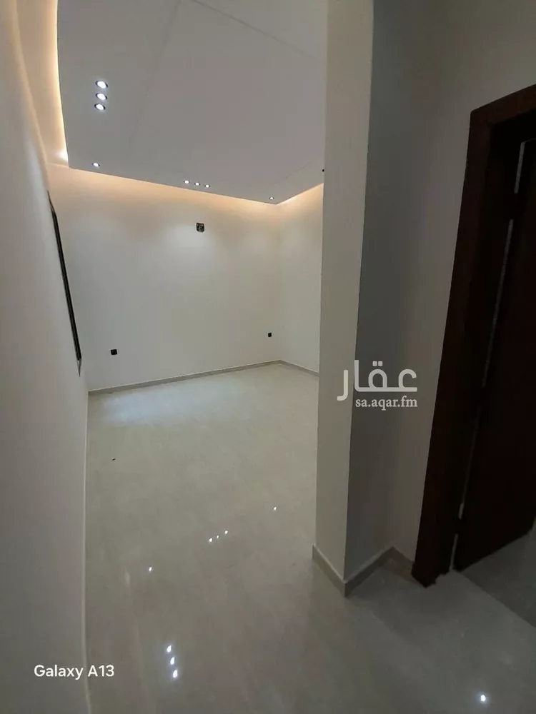 دور للبيع في شارع اللثامة, حي الحزم, مدينة الرياض, منطقة الرياض 6