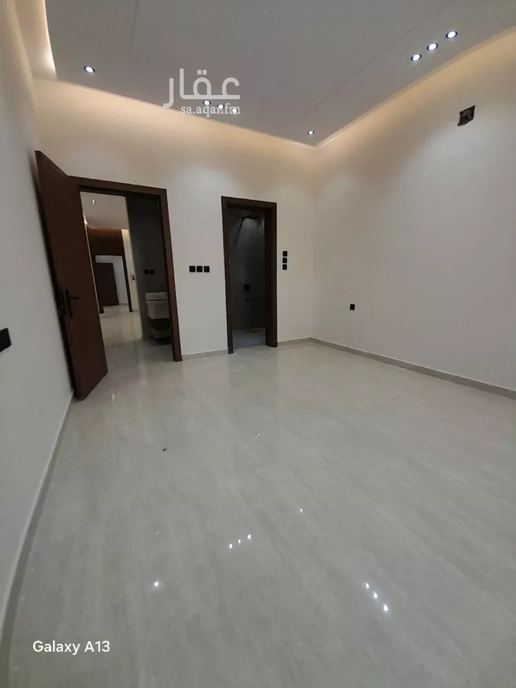 Floor for Sale in Riyadh Al Hazm