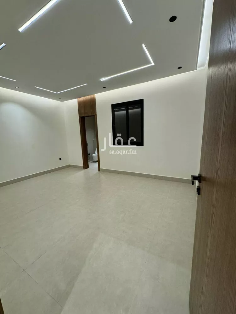 دور للبيع في شارع ثابت الكوفي, حي طويق, مدينة الرياض, منطقة الرياض صورة 2