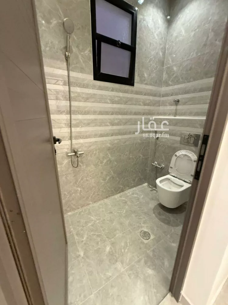 Floor for Sale in Riyadh Badr 11