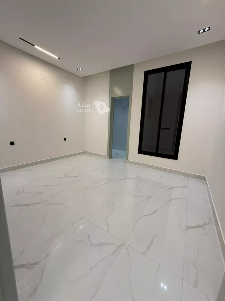 Floor for Sale in Riyadh Taiba 4