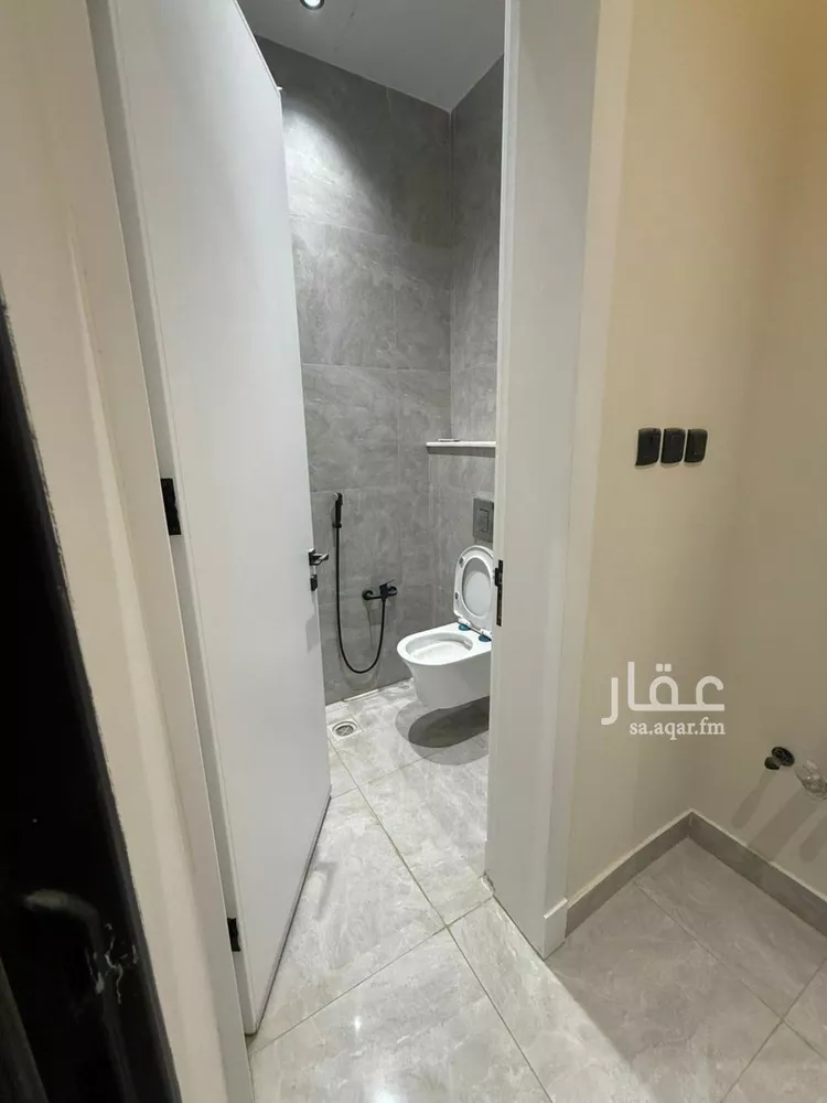 فيلا للبيع في شارع علاء الدين القرشي, حي العوالي, مدينة الرياض, منطقة الرياض صورة 2