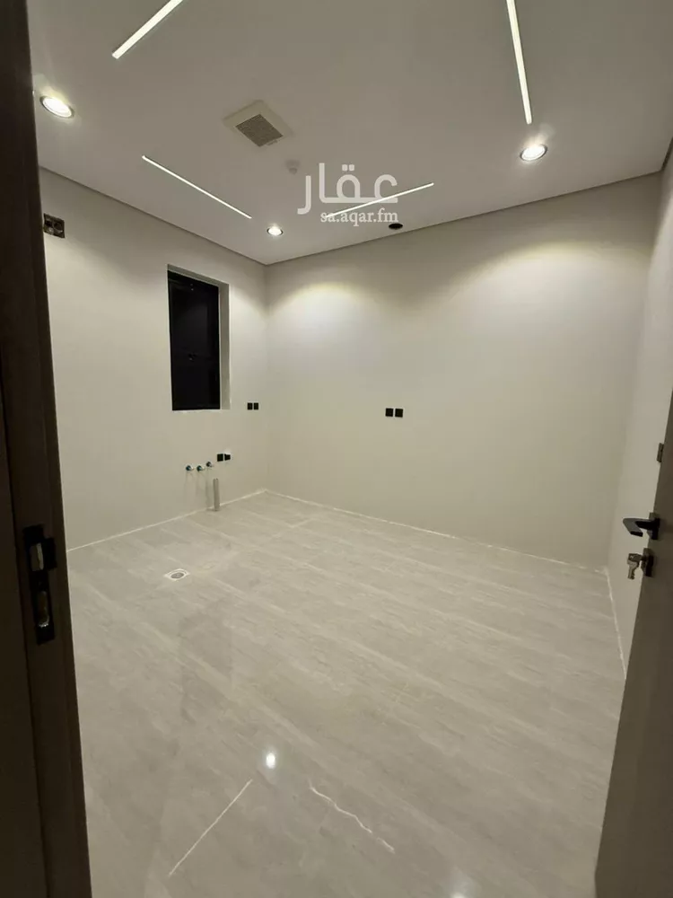 شقة للبيع في شارع سفيان بن الحكم, حي العوالي, مدينة الرياض, منطقة الرياض 7