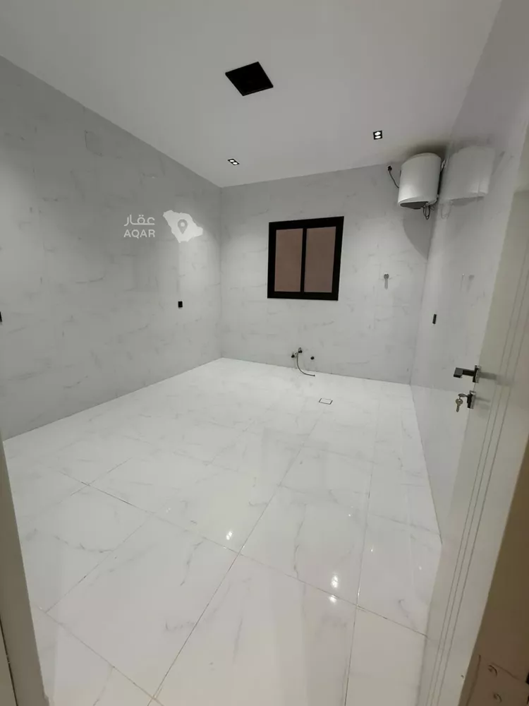 Floor for Sale in Riyadh Taiba 8