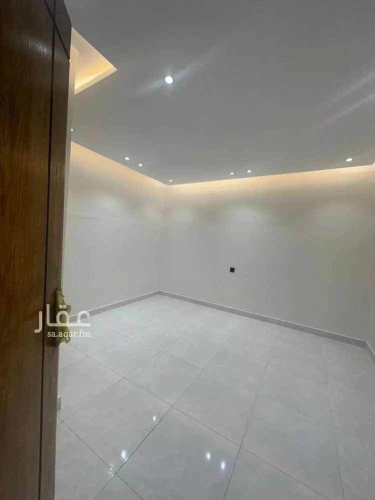 Villa for Sale in Riyadh Okaz 14