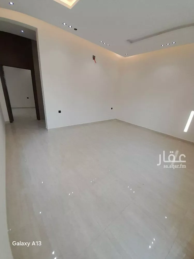 Floor for Sale in Riyadh Al Hazm صورة 3