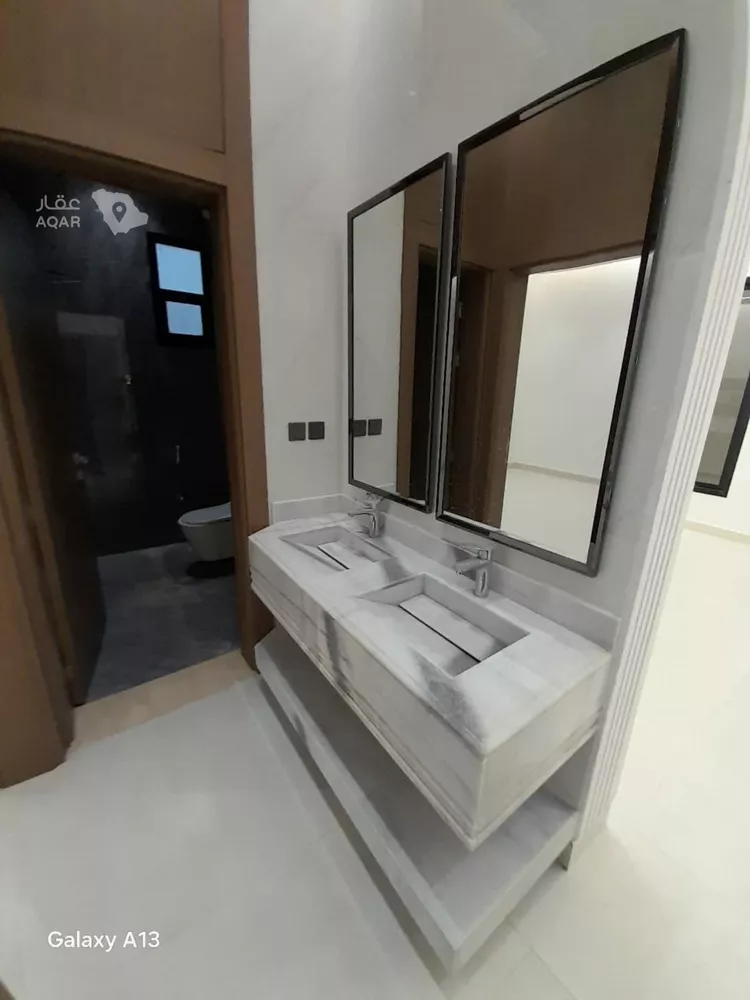 دور للبيع في شارع الحاضرة, حي ديراب, مدينة الرياض, منطقة الرياض 25