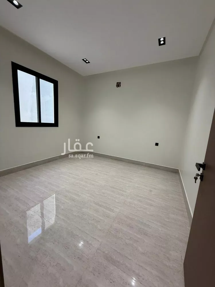 Villa for Sale in Riyadh Tuwaiq 16