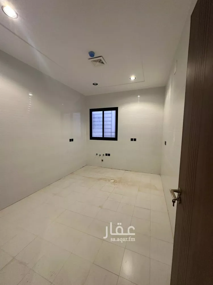 شقة للبيع في شارع محمد بن عوجان, حي الحزم, مدينة الرياض, منطقة الرياض صورة 4