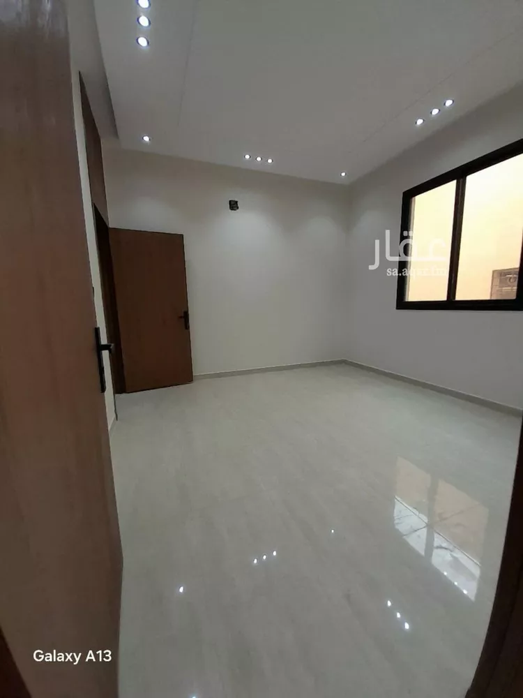 دور للبيع في شارع اللثامة, حي الحزم, مدينة الرياض, منطقة الرياض 8