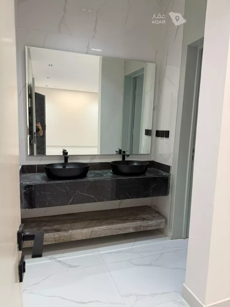 Floor for Sale in Riyadh Taiba 9