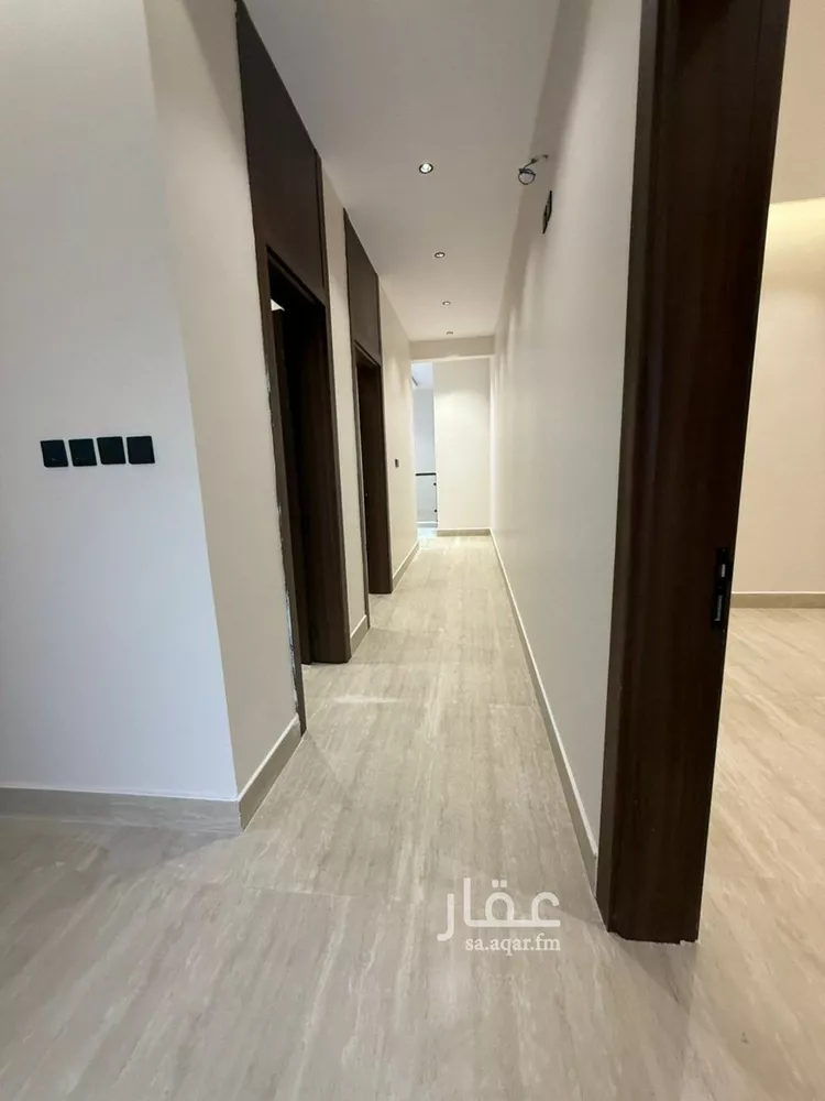 فيلا للبيع في شارع نهر السوباط, حي بدر, مدينة الرياض, منطقة الرياض صورة 2